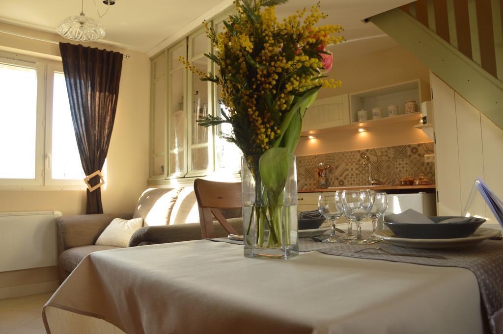 Le Clos Charmaine Auquemesnil Exterior photo