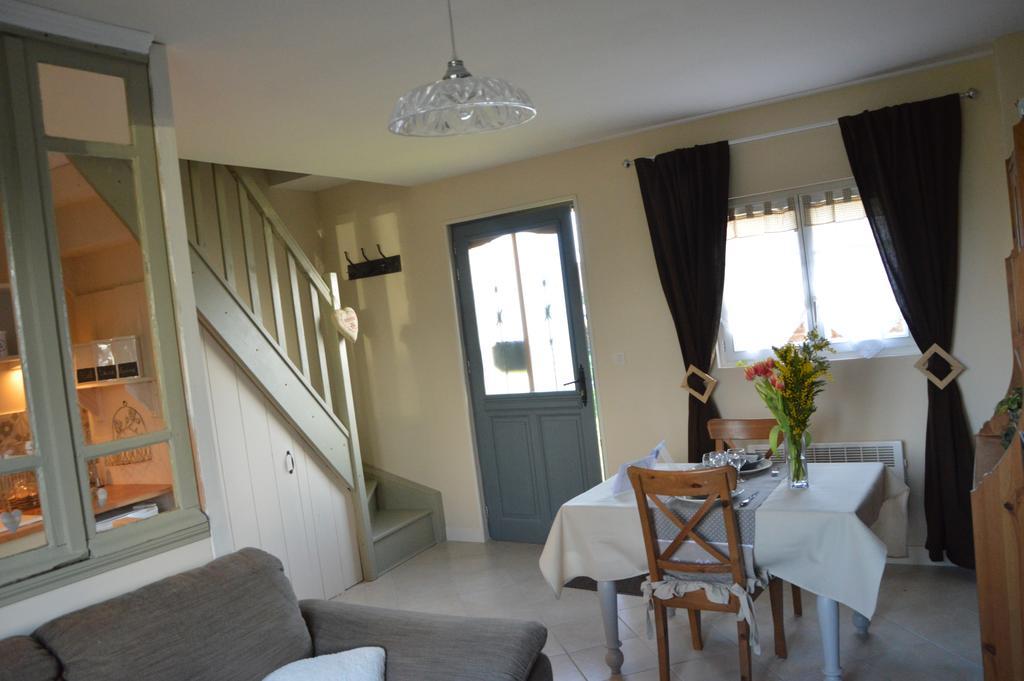 Le Clos Charmaine Auquemesnil Exterior photo
